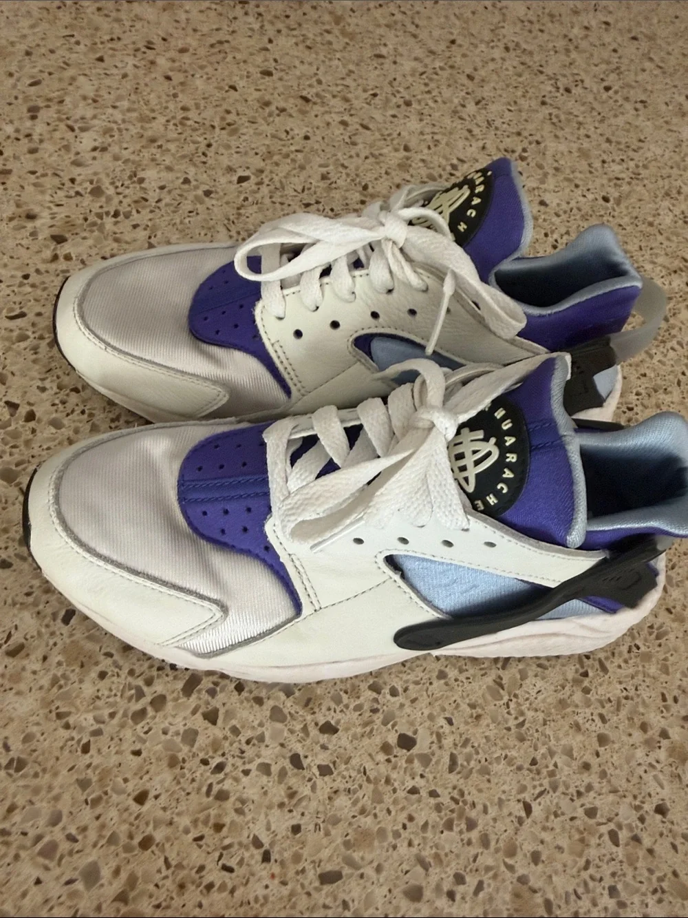 Nike Air Huarache White/Blue Sneakers size 7